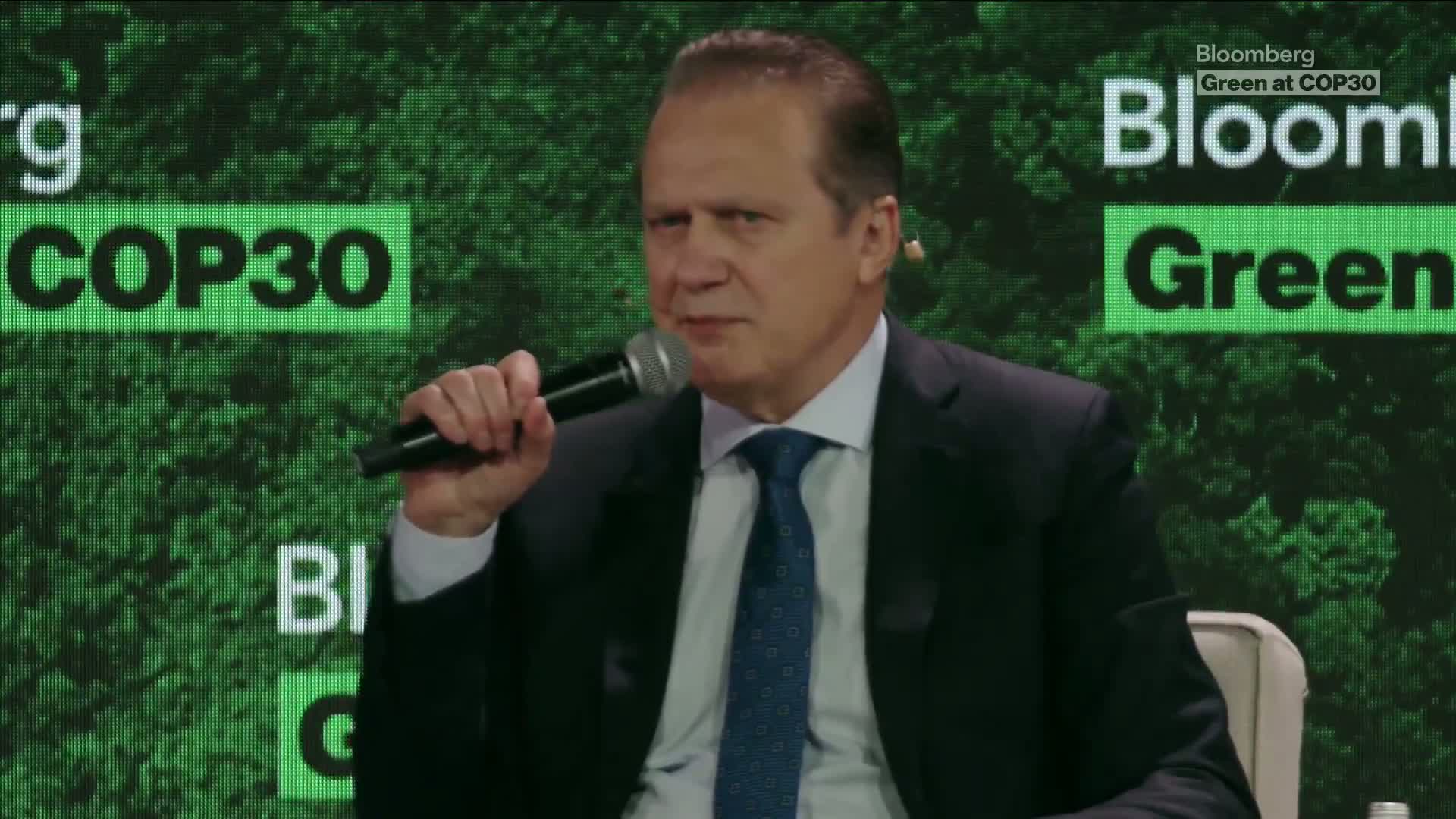 Illustrative photo for: Brazil deforestation progress: JBS USA CEO highlights