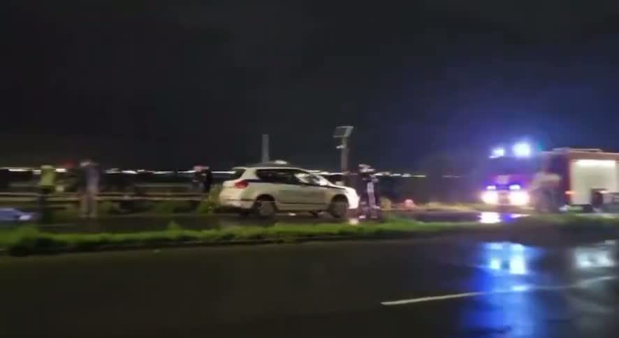 Illustrative photo for: Bulgarian police migrant chase results in 6 deaths near