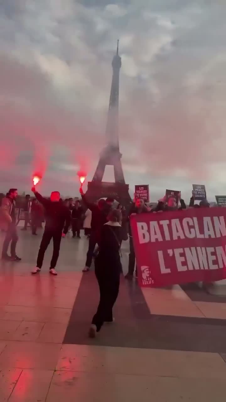 Illustrative photo for: French Youth Honor Bataclan Massacre Anniversary a Decade