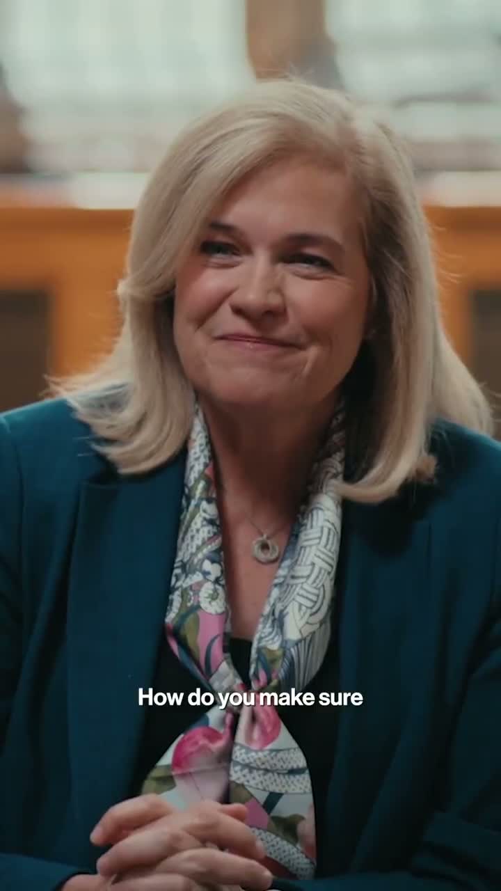 Illustrative photo for: Franklin Templeton CEO Jenny Johnson Highlights Company