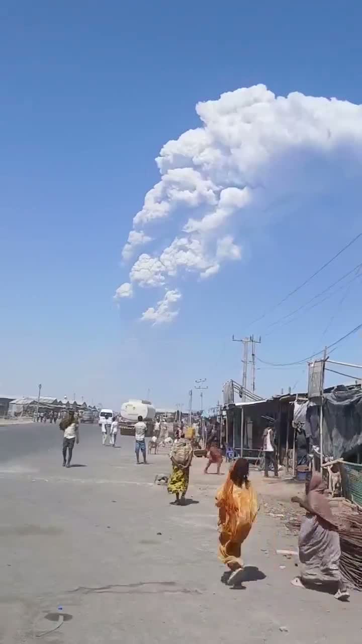 Illustrative photo for: Ethiopia Hayli Gubbi eruption: First-ever volcanic eruption