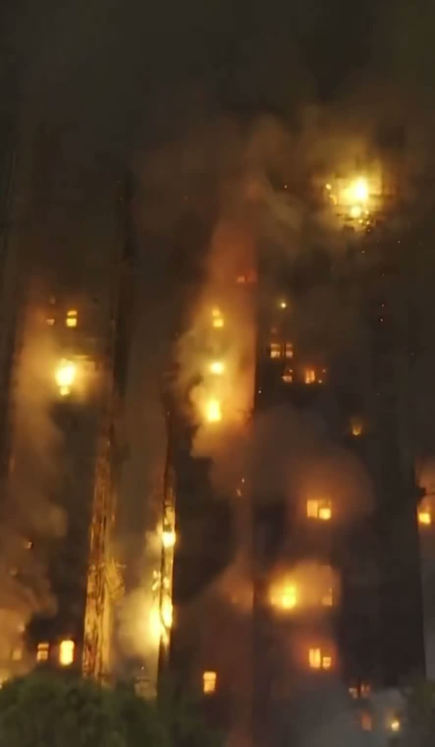 Illustrative photo for: Breaking: Hong Kong high-rise fire causes 36 deaths, 279