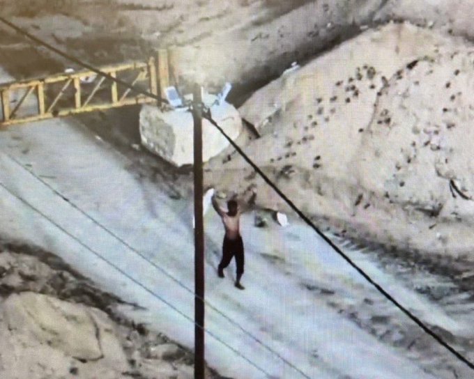 Illustrative photo for: Hama terrorist surrender Yellow Line after crossing,