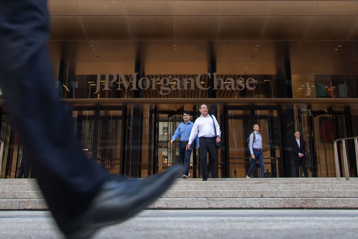 Illustrative photo for: JPMorgan Chase Healthcare Banking Co-Head Ben Carpenter
