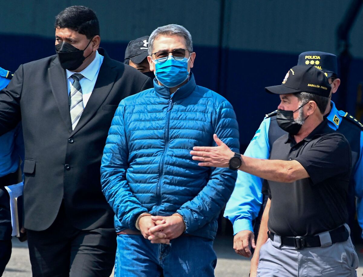 Illustrative photo for: Honduran President pardon: Juan Orlando Hernández released