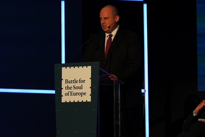 Illustrative photo for: Visegrad 24: Central European fake news Post-Election Focus