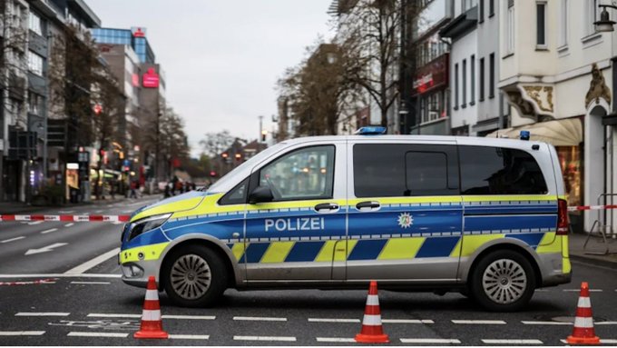 Illustrative photo for: Mnchengladbach bomb threat prompts evacuations and central