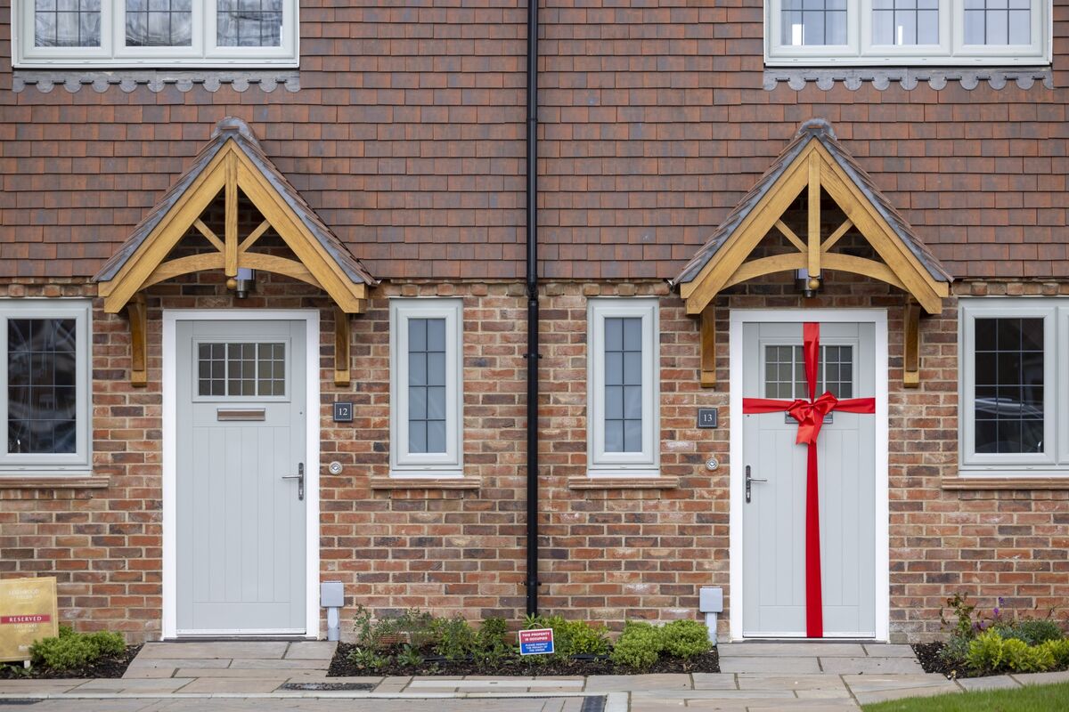 Illustrative photo for: Berkeley UK Home Sales Decline Ahead of Budget Announcement