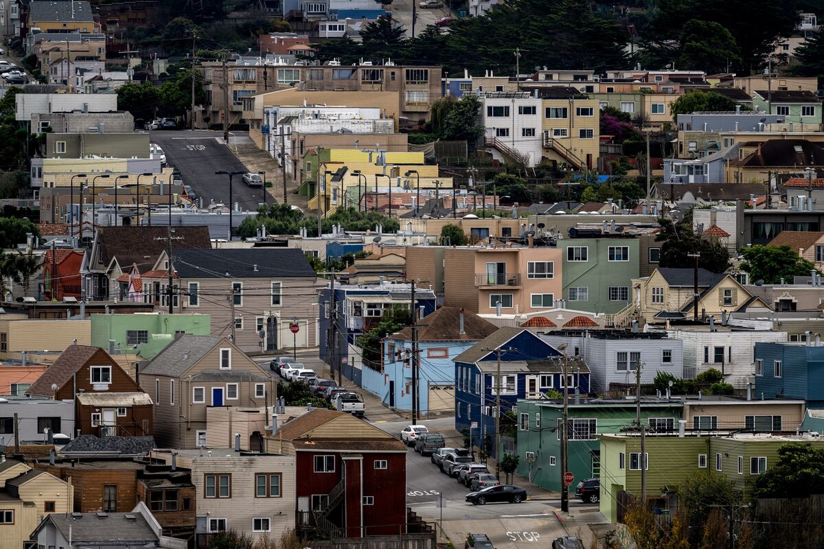 Illustrative photo for: Mortgage Rates Increase Slightly, Raising Costs for