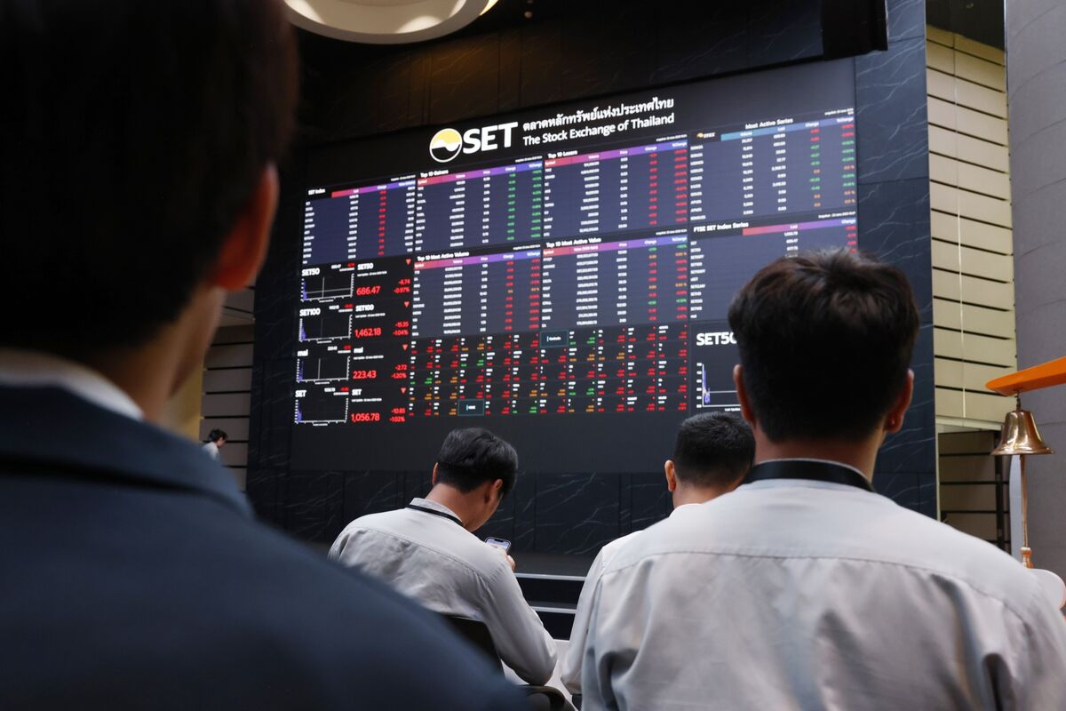 Illustrative photo for: Thailand Capital Flight Accelerates Amid Domestic Investor