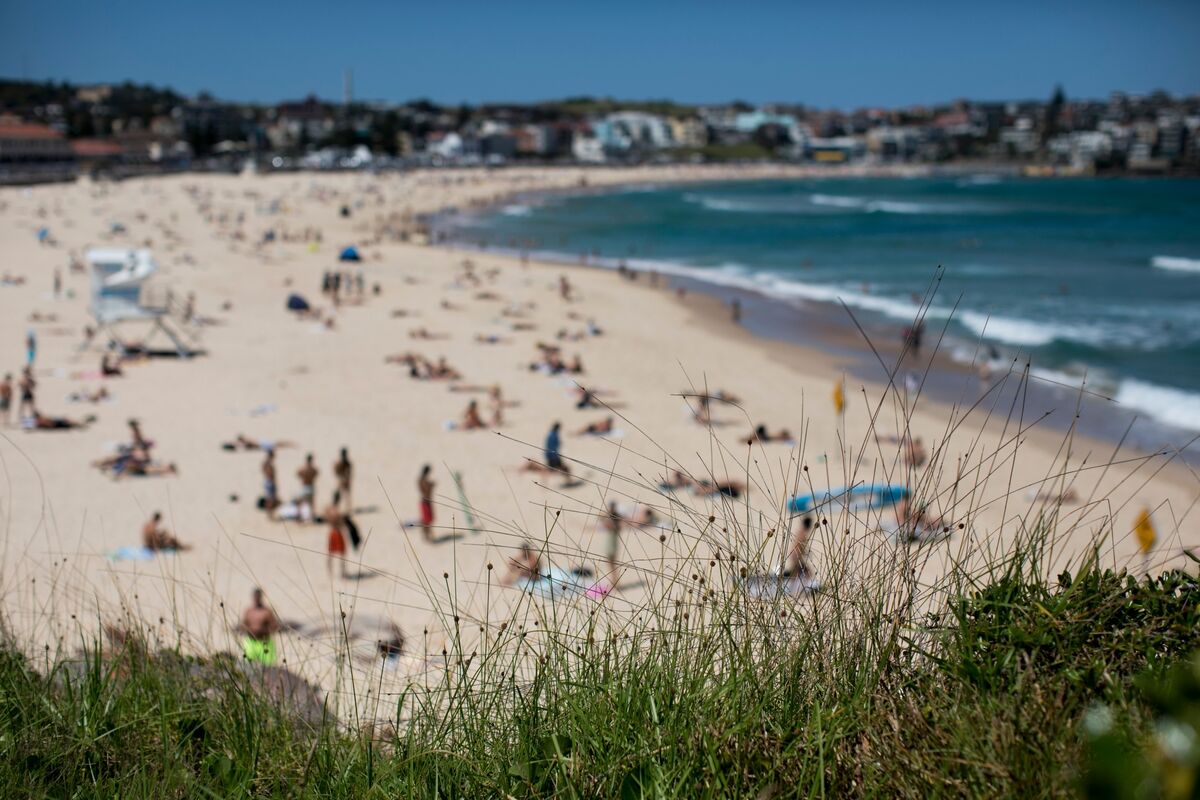 Illustrative photo for: Bondi Beach gunshots: Two Arrested After Shots Reported