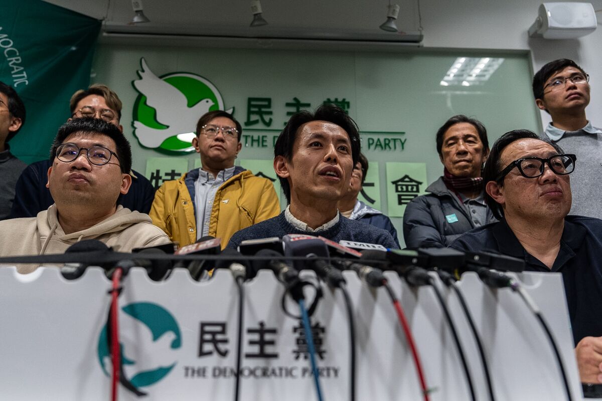 Illustrative photo for: Hong Kong Democratic Party Votes to Dissolve After 31 Years