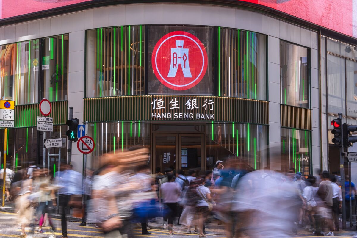 Illustrative photo for: Hang Seng Bank Privatization Vote Gains Support from