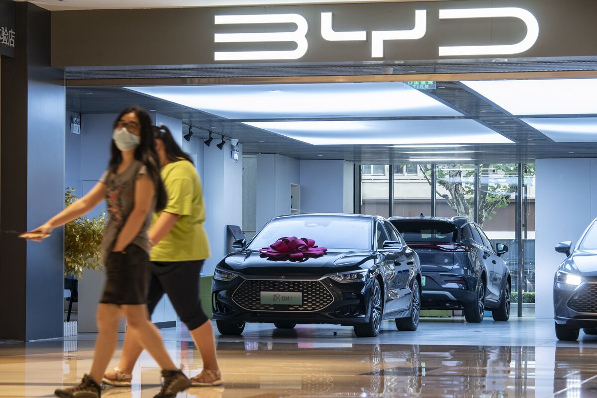 Illustrative photo for: China car discount restrictions tighten to curb excessive