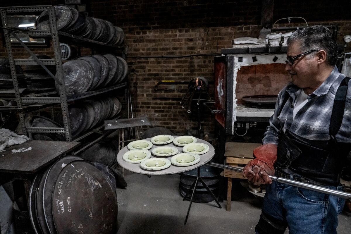 Illustrative photo for: New York factory activity drops unexpectedly in December