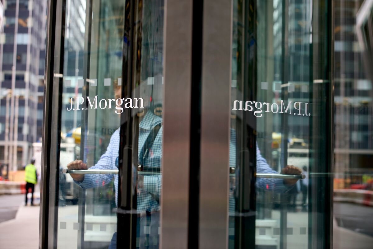 Illustrative photo for: Jamie Grant, JPMorgan Chase Investment Banking Head, to