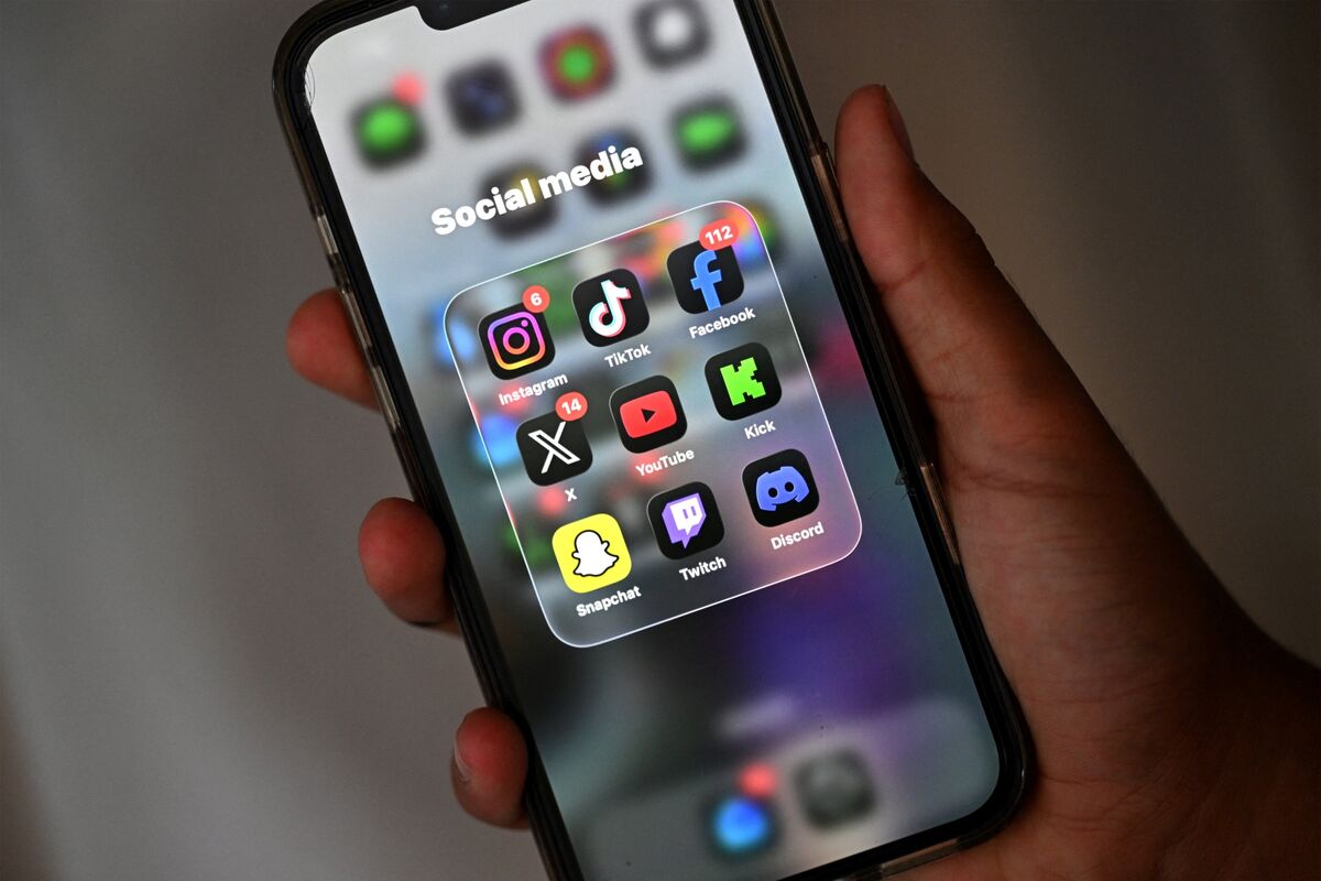 Illustrative photo for: Malaysia to Legally Regulate Social Media Regulation