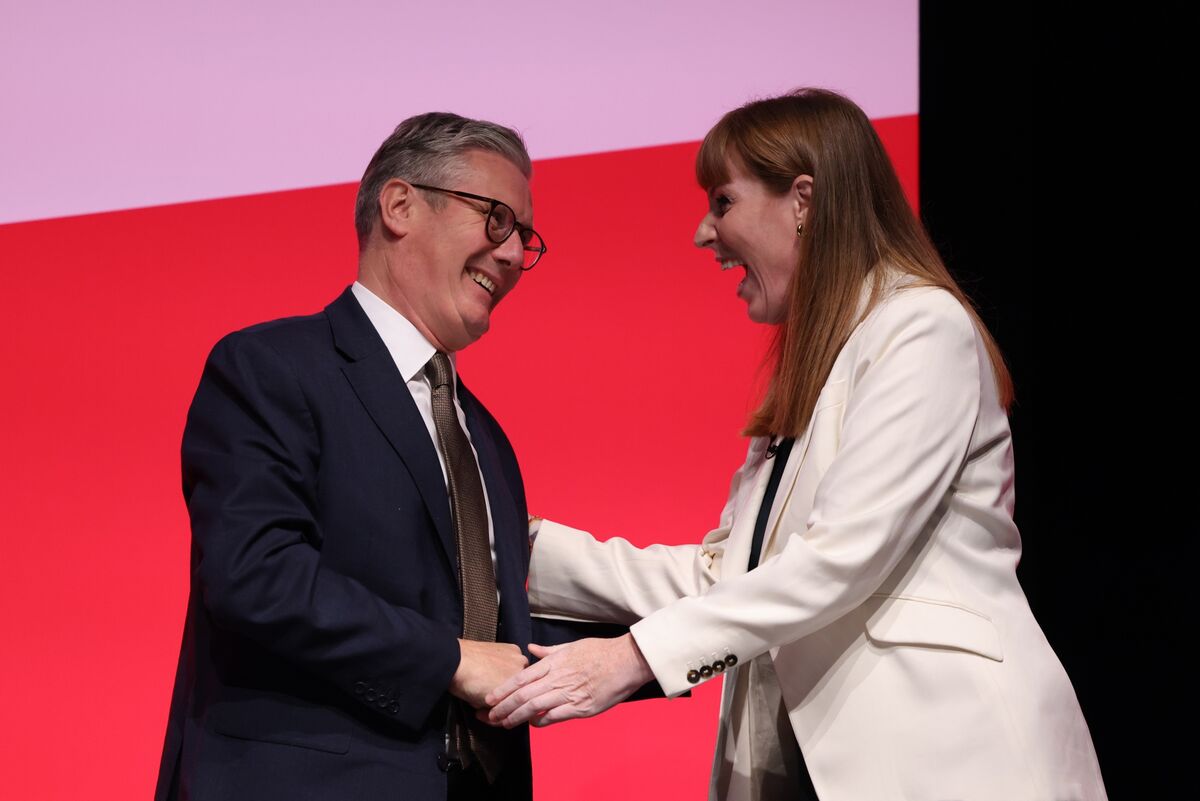 Illustrative photo for: Nigel Farage Would Be Delighted if Angela Rayner No10,