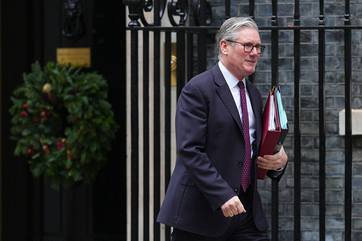 Illustrative photo for: UK government jury reforms face backbench revolt amid