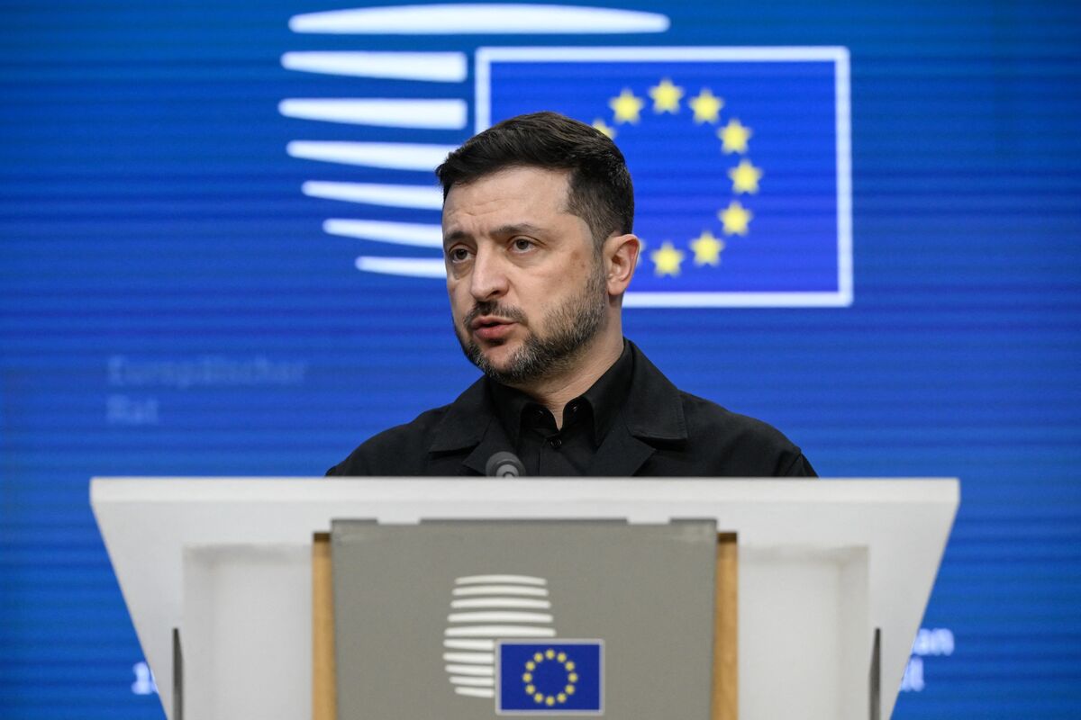 Illustrative photo for: EU Leaders Approve €90 Billion Loan Agreement to Support