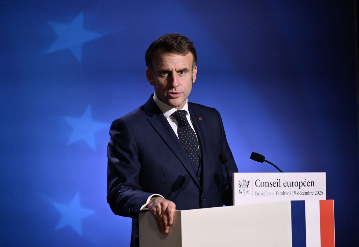 Illustrative photo for: Europe engage with Russia: Macron Advocates Direct Dialogue