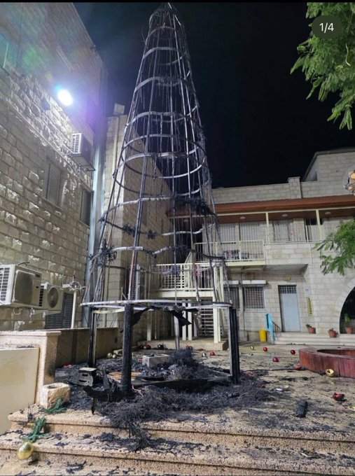 Illustrative photo for: Islamist extremists Christmas tree burning in Jenin sparks