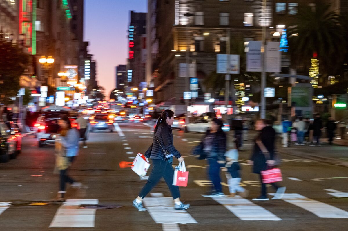 Illustrative photo for: Economists Warn of Significant Economic Impact Shutdown 2025