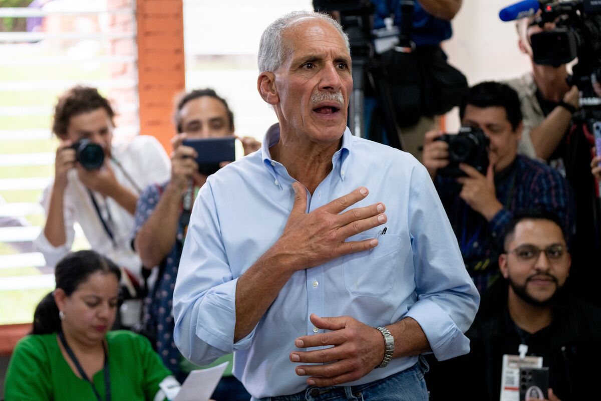 Illustrative photo for: Honduras presidential election: Trump-backed candidate