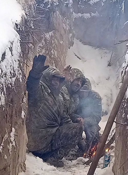Illustrative photo for: Ukrainian Soldiers Christmas Celebration in Trenches Amid