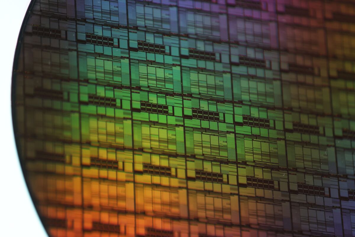 Illustrative photo for: Japan semiconductor AI support Boost Funding to $7.9B in