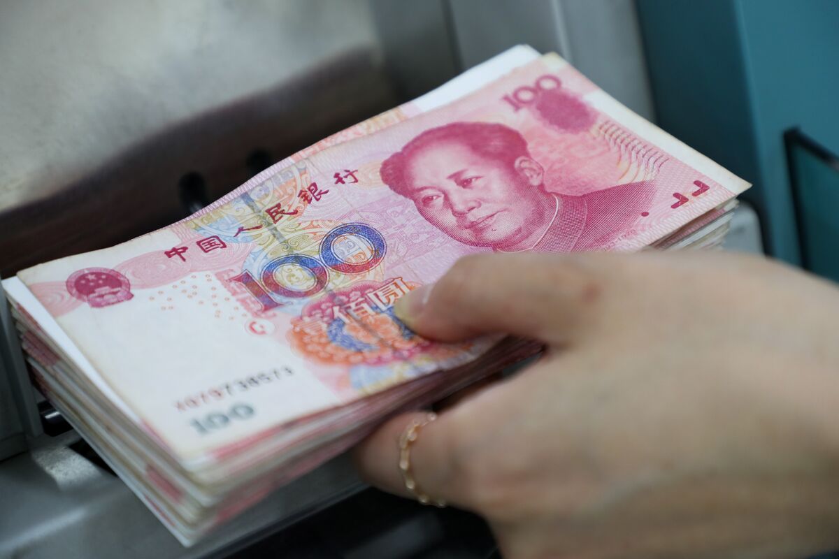 Illustrative photo for: Chinese State Media Warns Against Chinese Yuan Currency