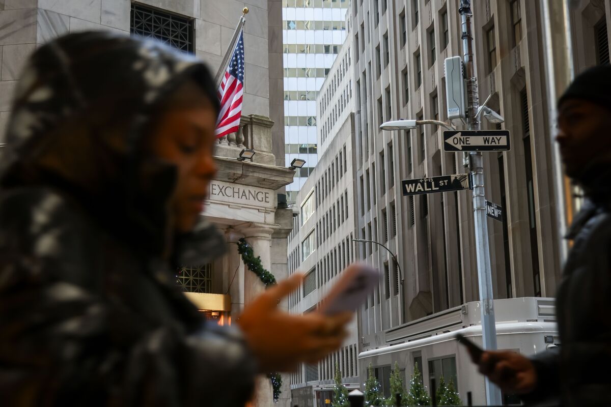 Illustrative photo for: Business Development Companies Outlook Dims Amid 2020