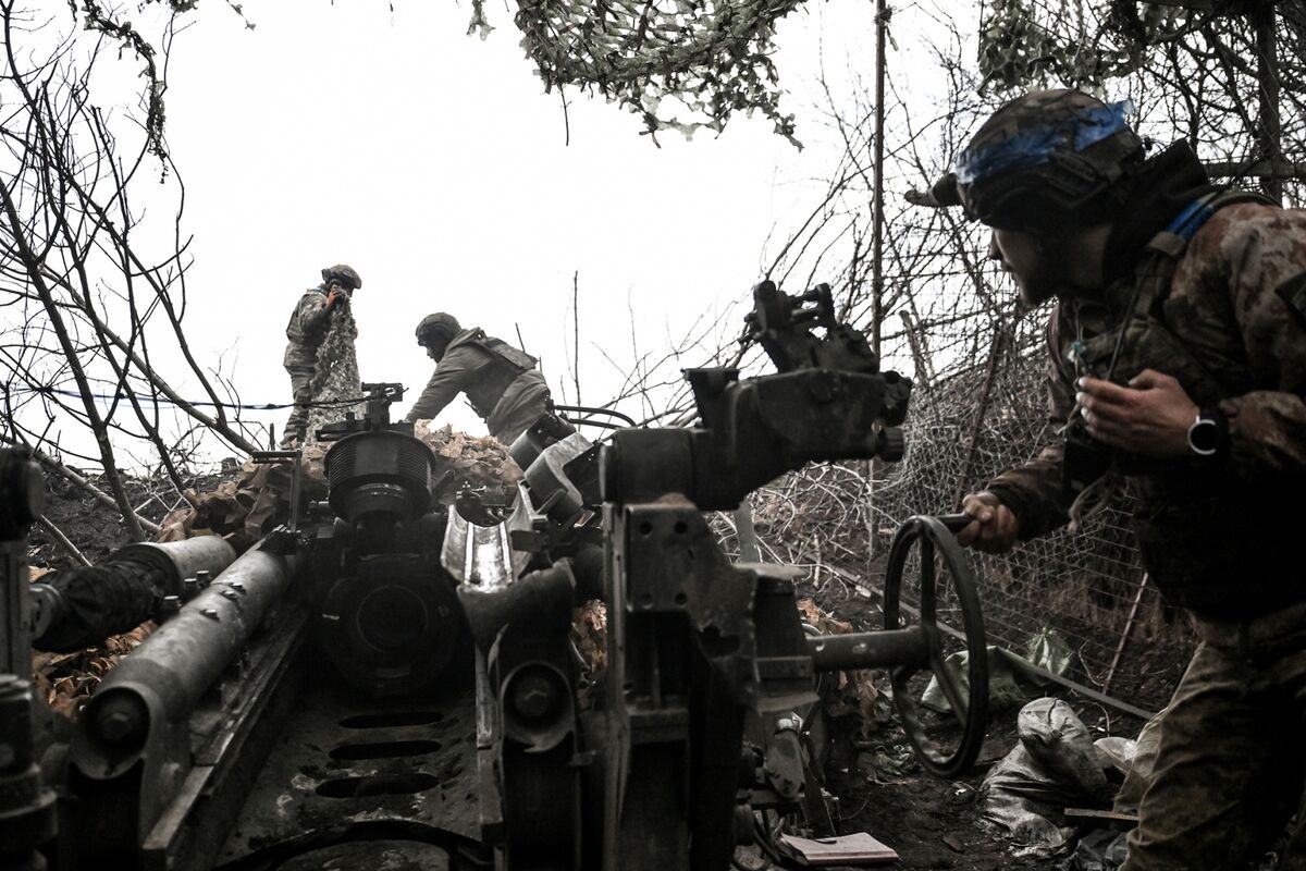 Illustrative photo for: Ukraine attacks Russian energy infrastructure in surge of