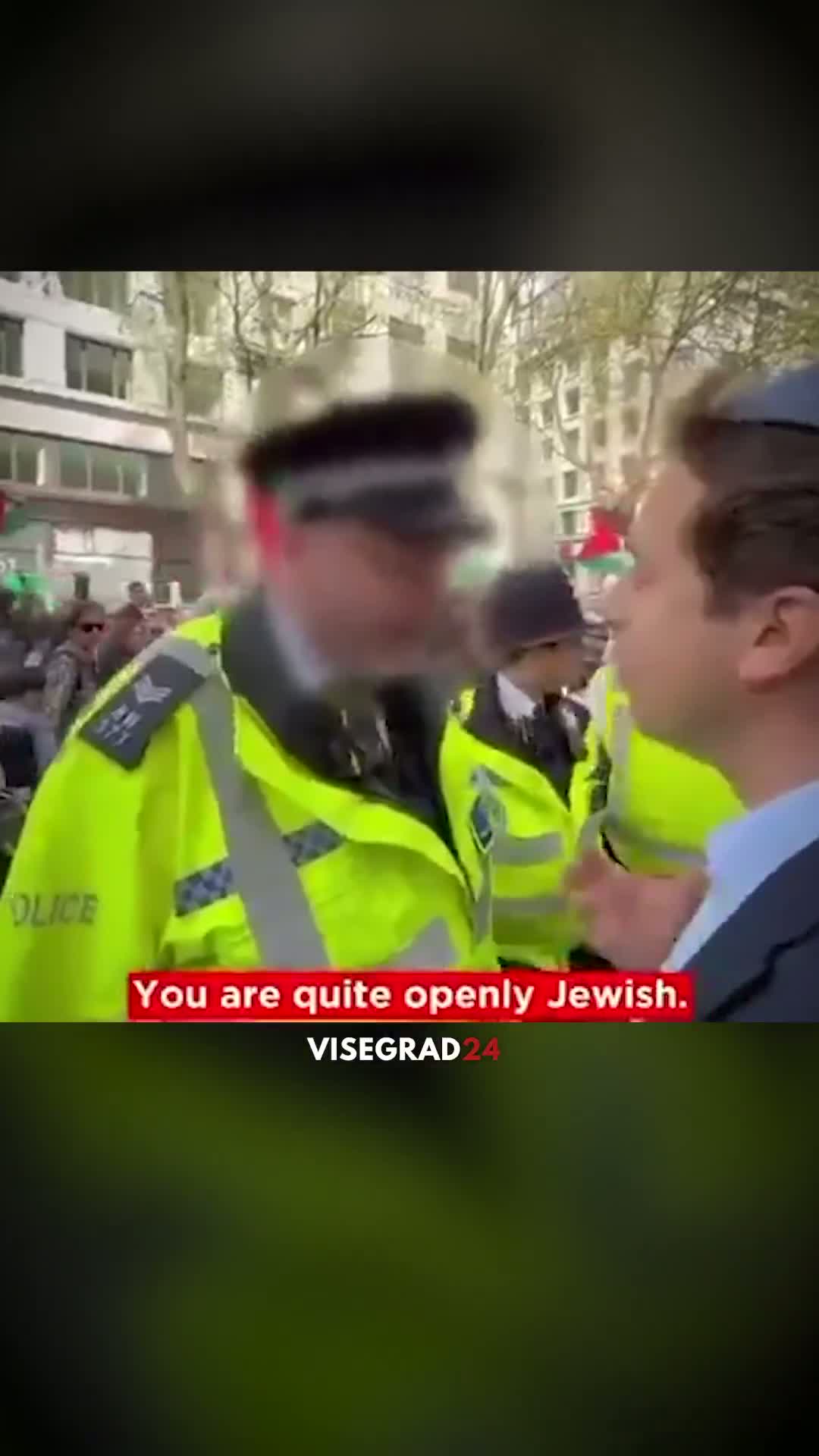 Illustrative photo for: British Police Tell Jewish Man Wearing Kippah to Leave Amid