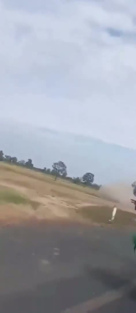 Illustrative photo for: Cambodian soldiers fire rocket near Prasat Ta Muen Thom