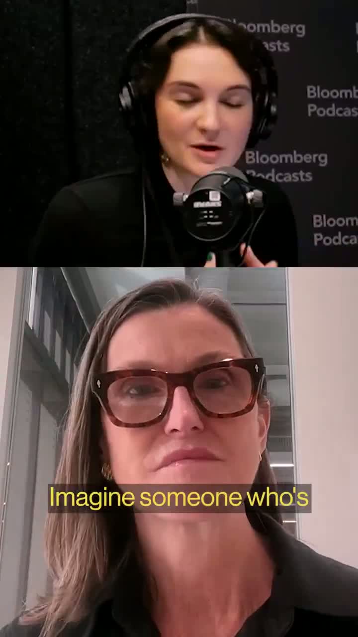 Illustrative photo for: Investing in AI Waves: Experts Reveal How to Gain Exposure