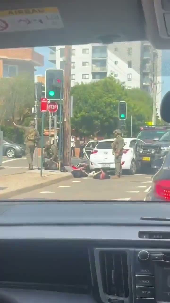 Illustrative photo for: Australian police intercept vehicle amid Islamist threat