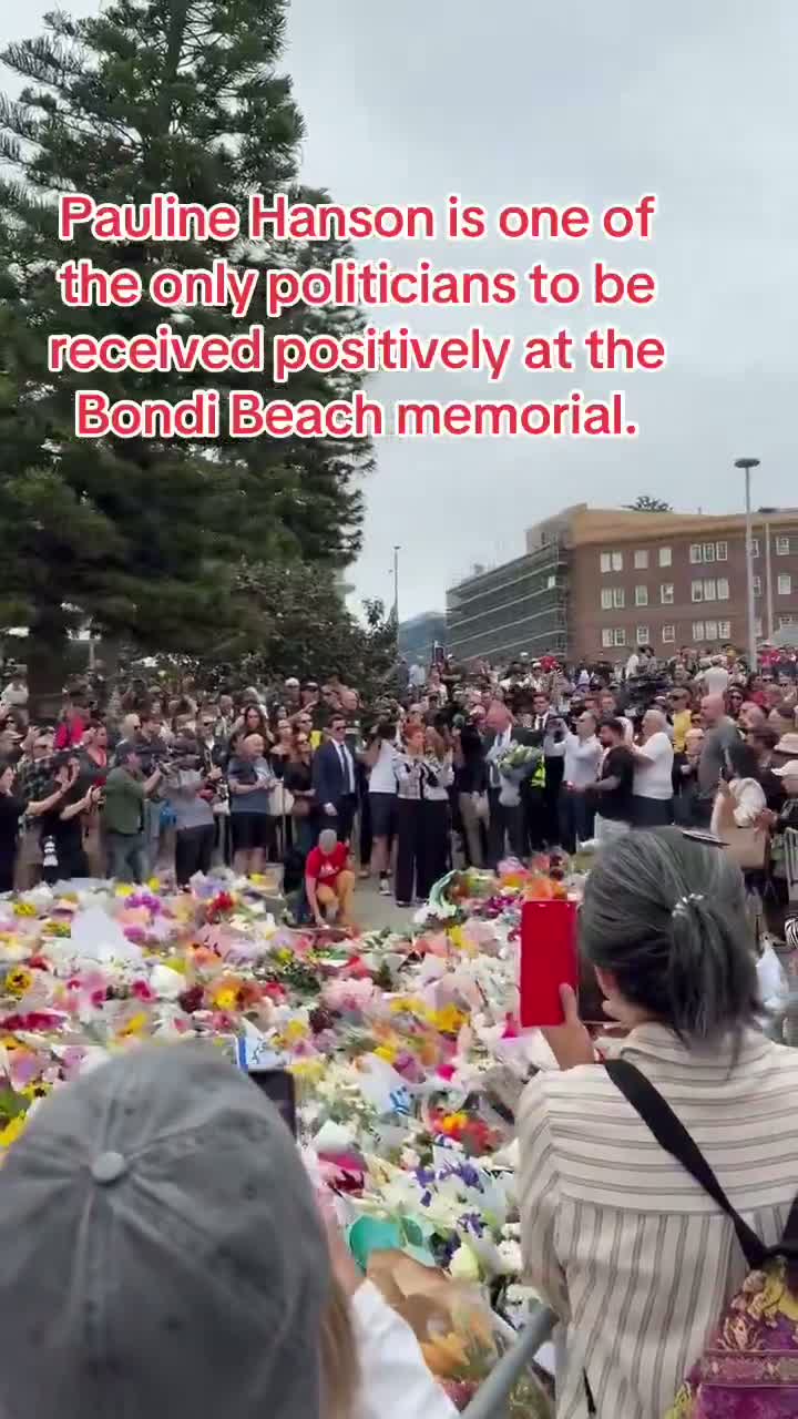 Illustrative photo for: Pauline Hanson Bondi Memorial Honors Bondi Beach Massacre