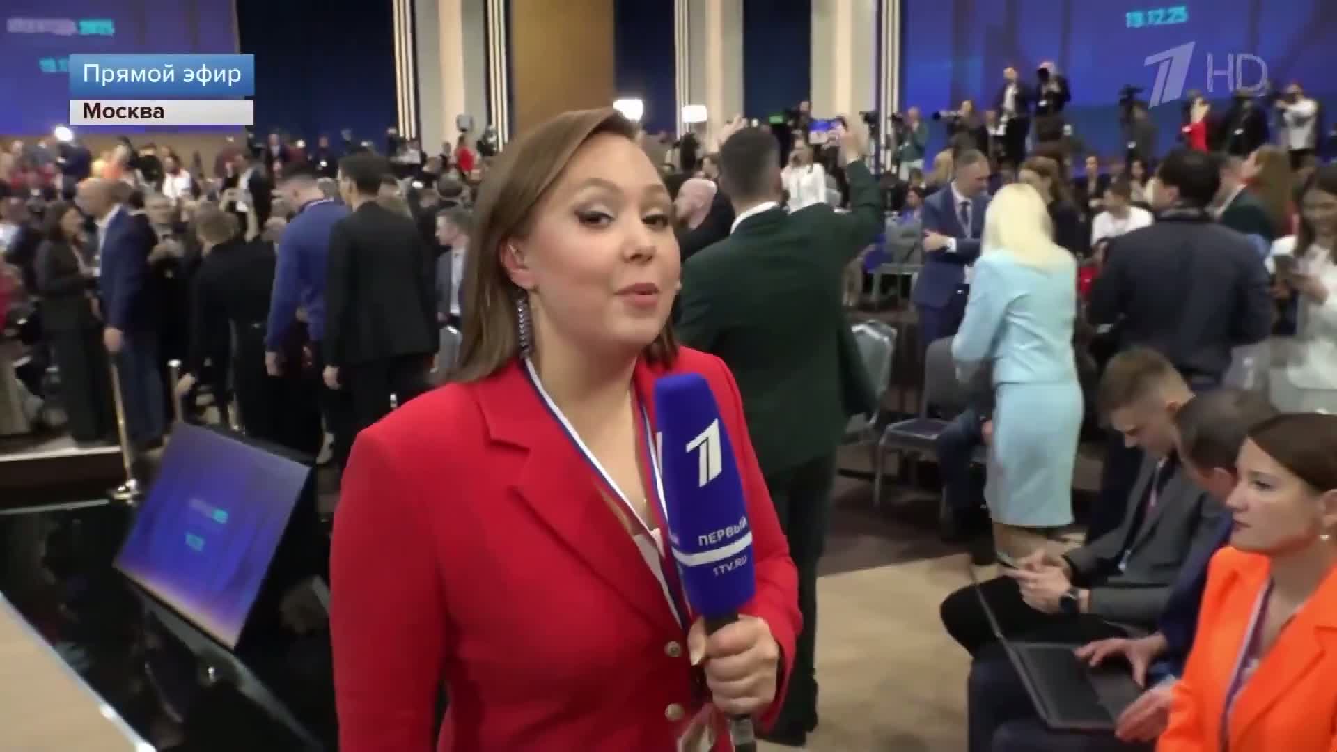 Illustrative photo for: Russian State TV Absurdity: Journalists Question Putin on