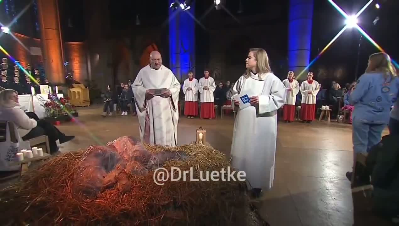 Illustrative photo for: German church nativity controversy: ARD Midnight Mass with