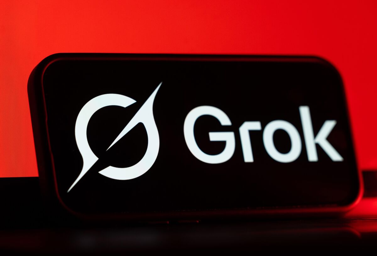 Illustrative photo for: Elon Musk Grok Criticism Surges Over Inappropriate Content