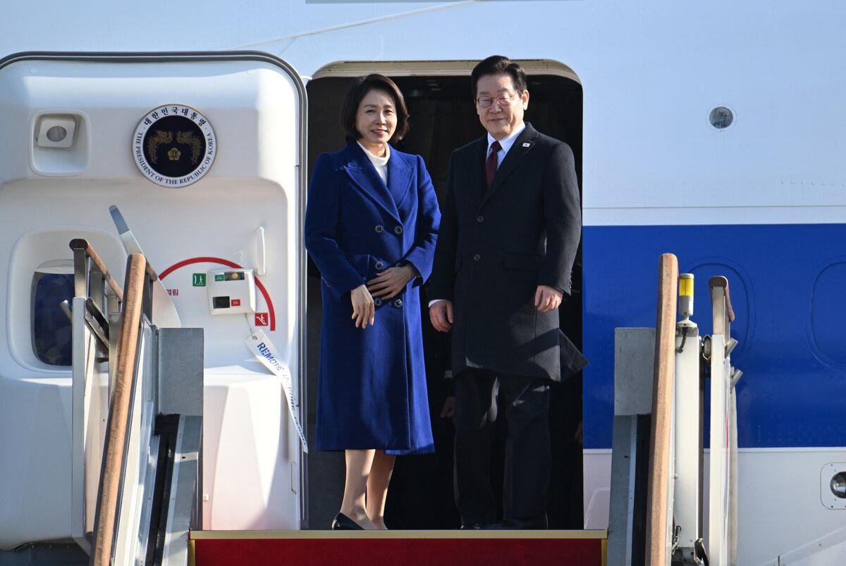 Illustrative photo for: South Korea China diplomatic visit: President Lee Jae Myung