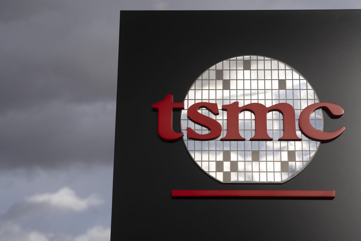Illustrative photo for: TSMC revenue AI spending surpasses expectations, fueling