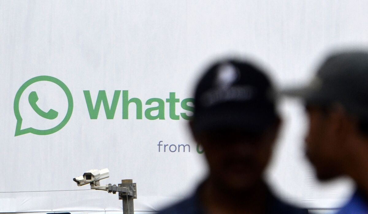 Illustrative photo for: India private lender earnings leak before official Q3