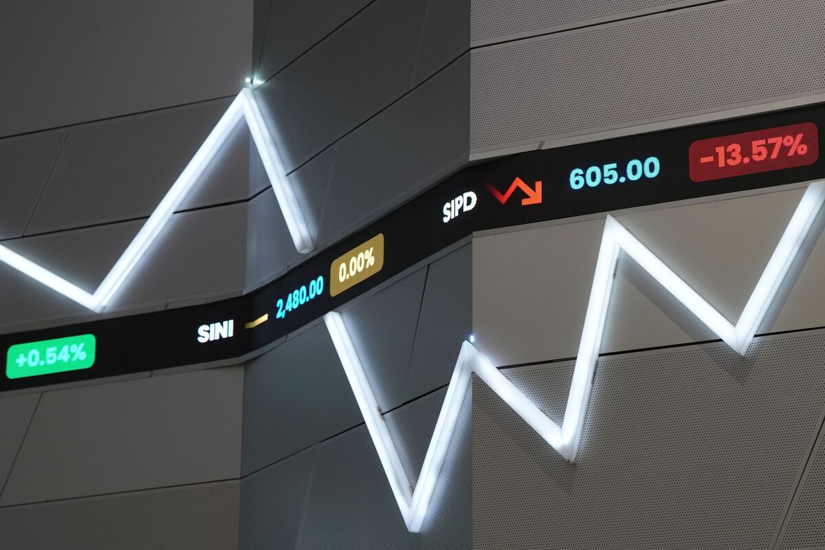 Illustrative photo for: Emerging Asian Stocks Rally on US Jobs Data, Hitting New