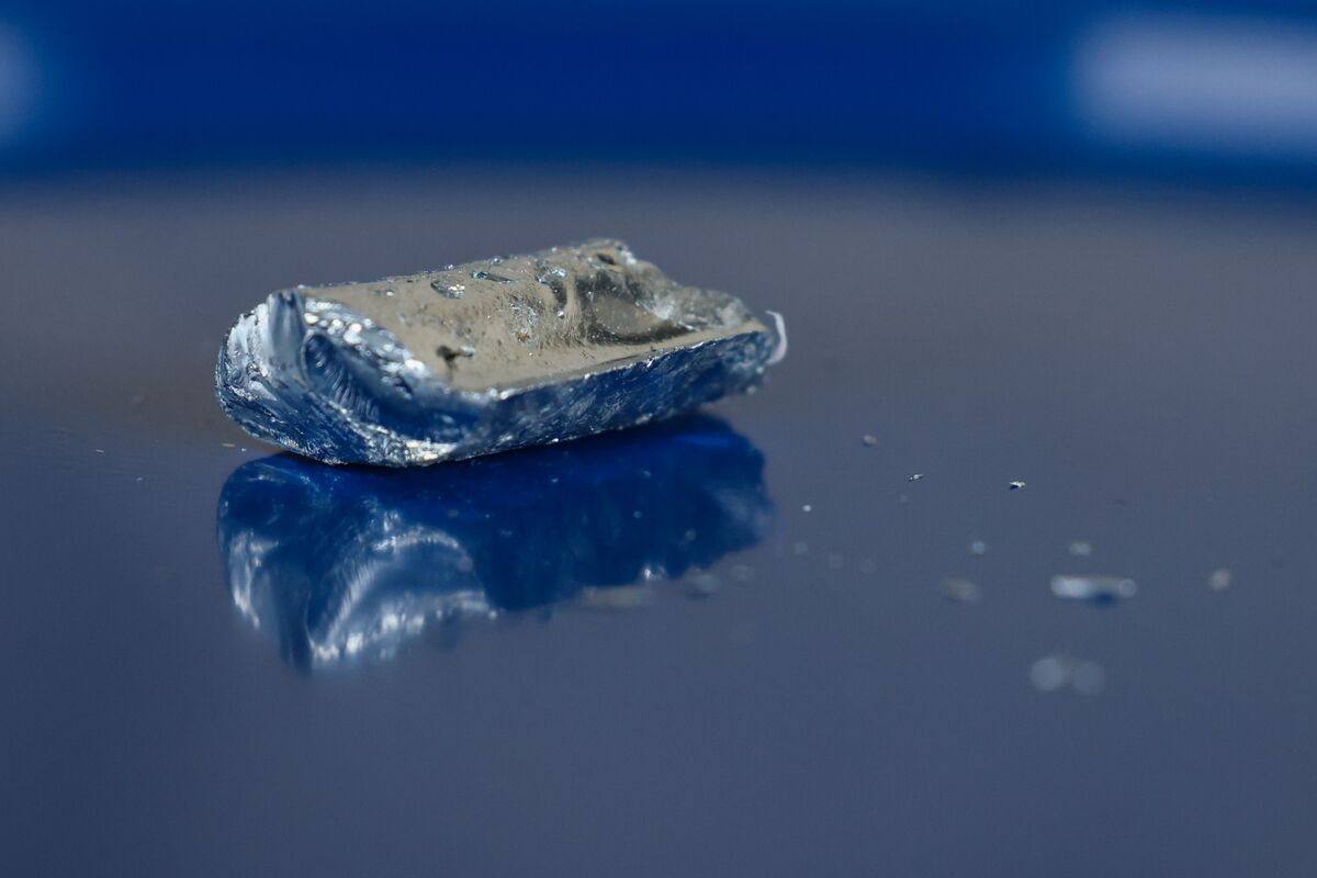 Illustrative photo for: Trump government gallium investment boosts U.S. satellite