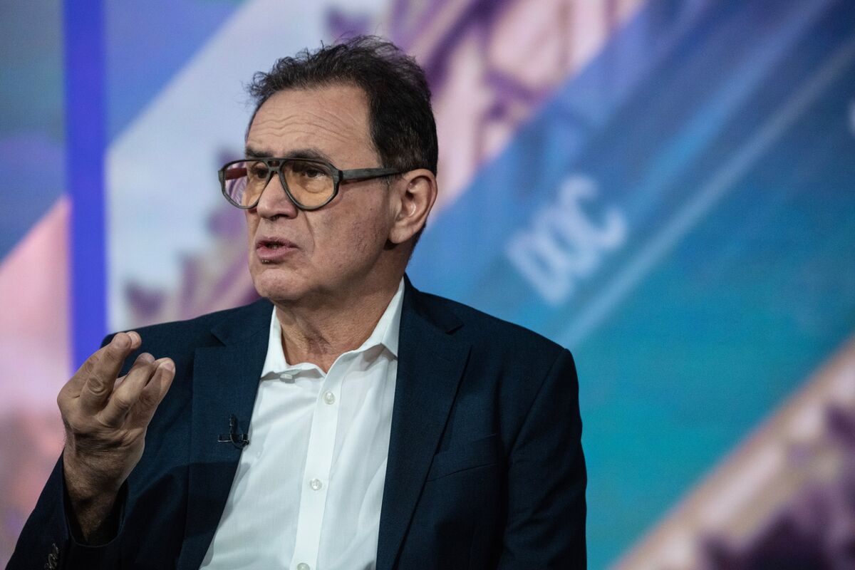 Illustrative photo for: Nouriel Roubini Bullish: Shifts from Skepticism to Optimism