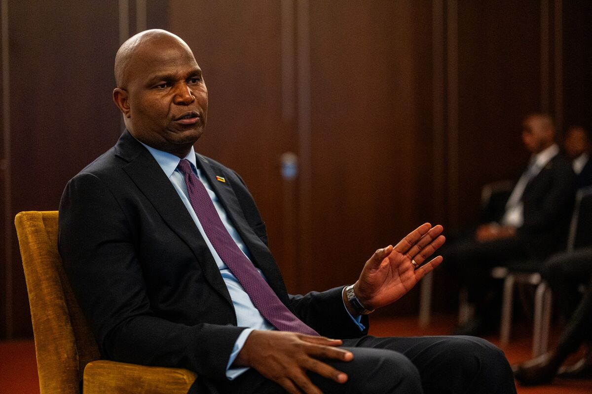 Illustrative photo for: Mozambique Debt Renegotiation Talks Kick Off After IMF Deal