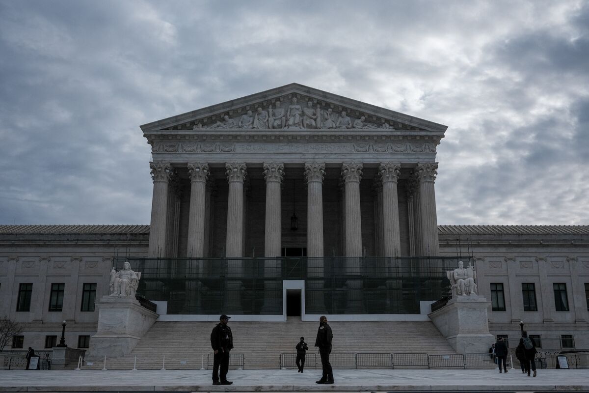 Illustrative photo for: California Republican Party to Challenge State’s New