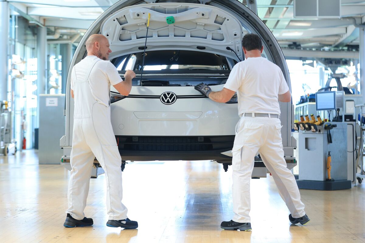 Illustrative photo for: Germany Announces €3 Billion EV Subsidy Program Supporting